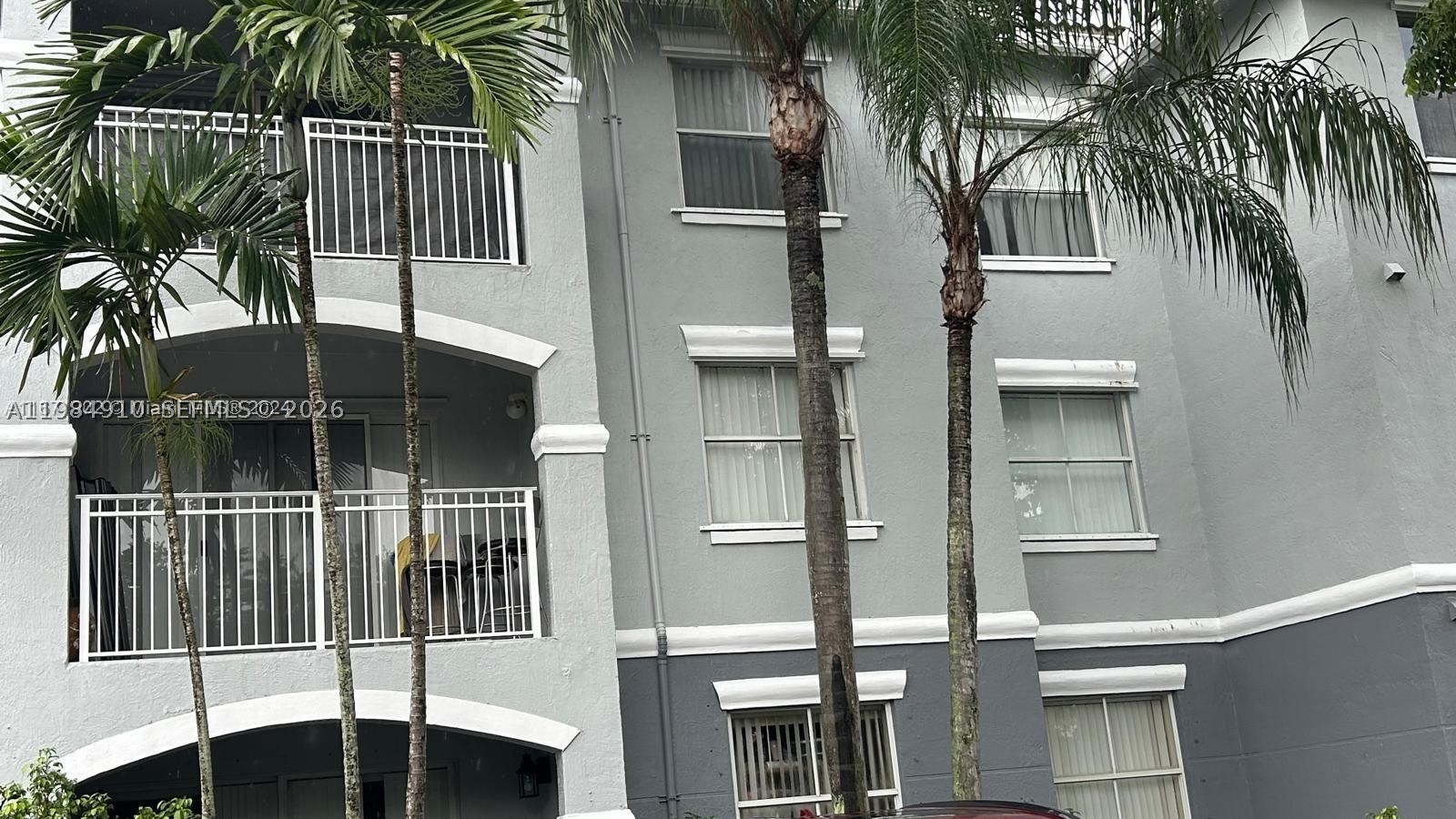 Pembroke Pines photo 4