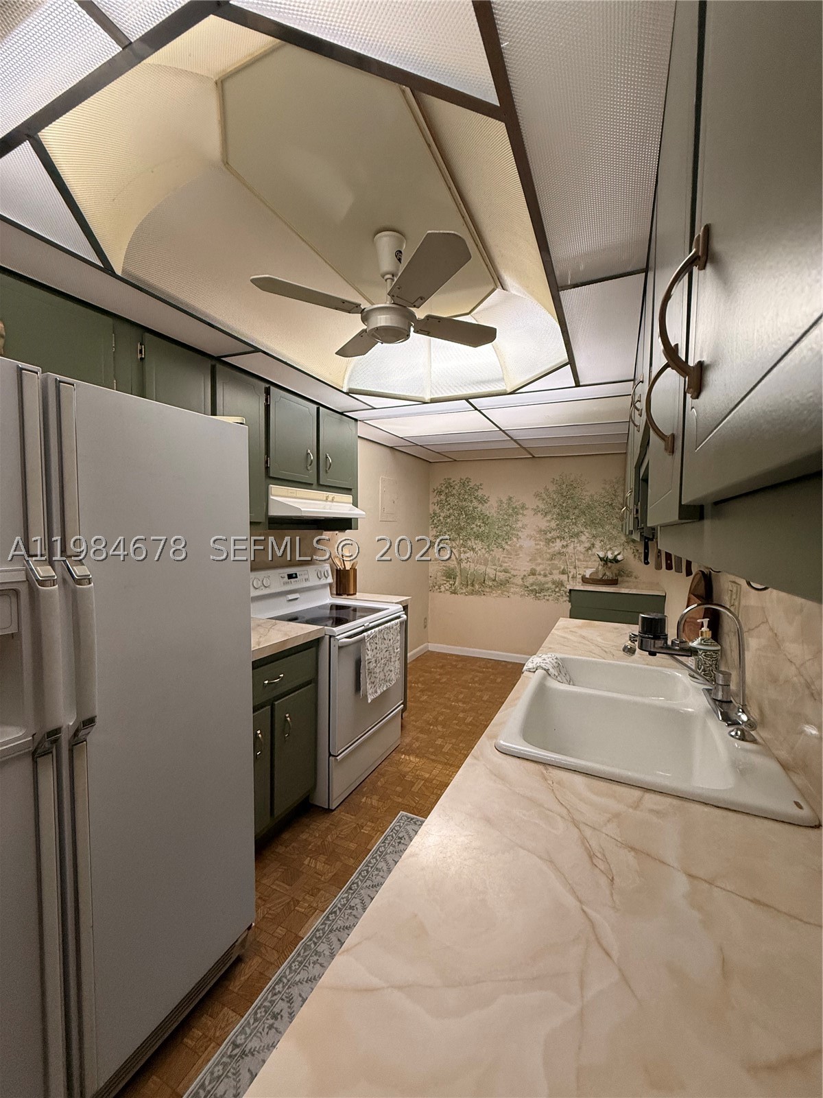 North Miami Beach photo 5