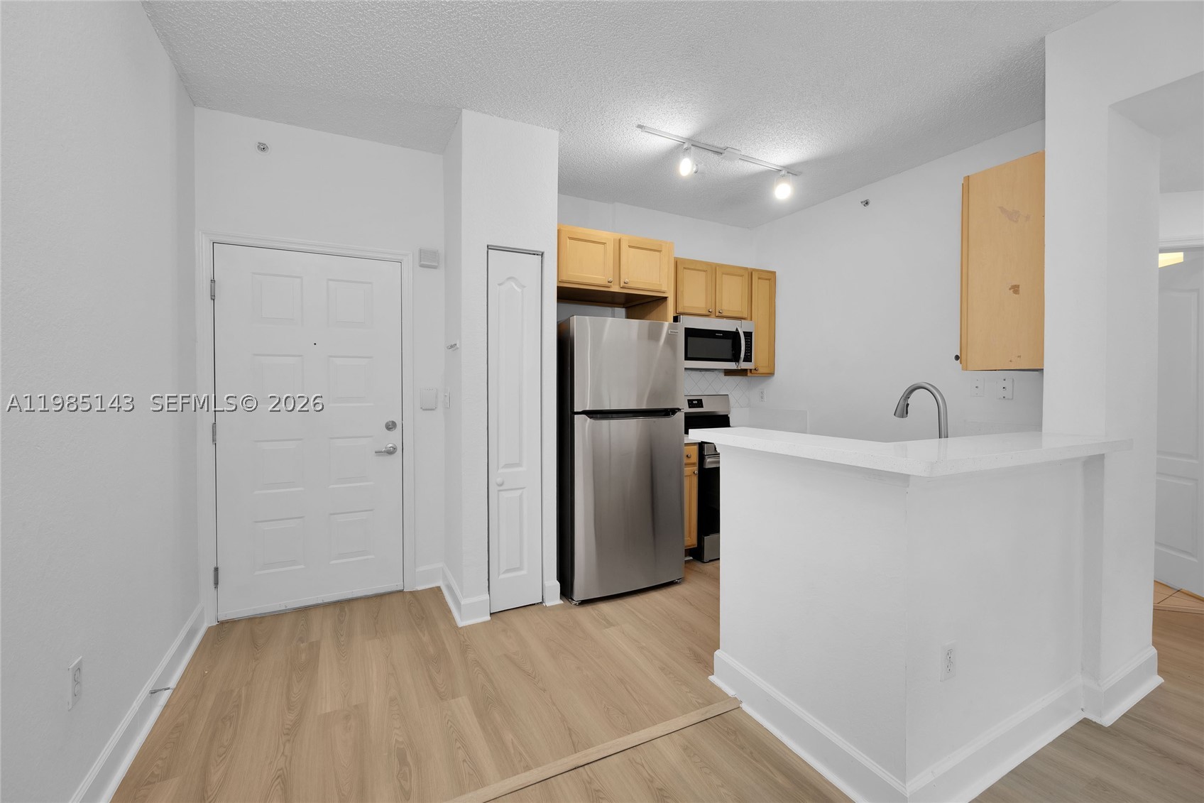 South Miami photo 4