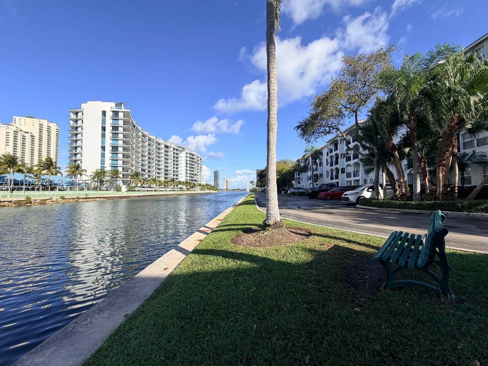 Aventura photo 1