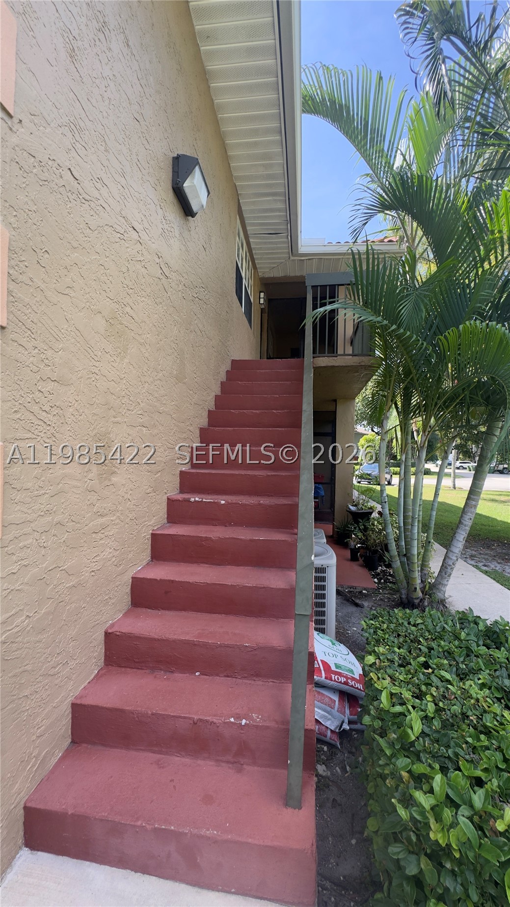 Pembroke Pines photo 2