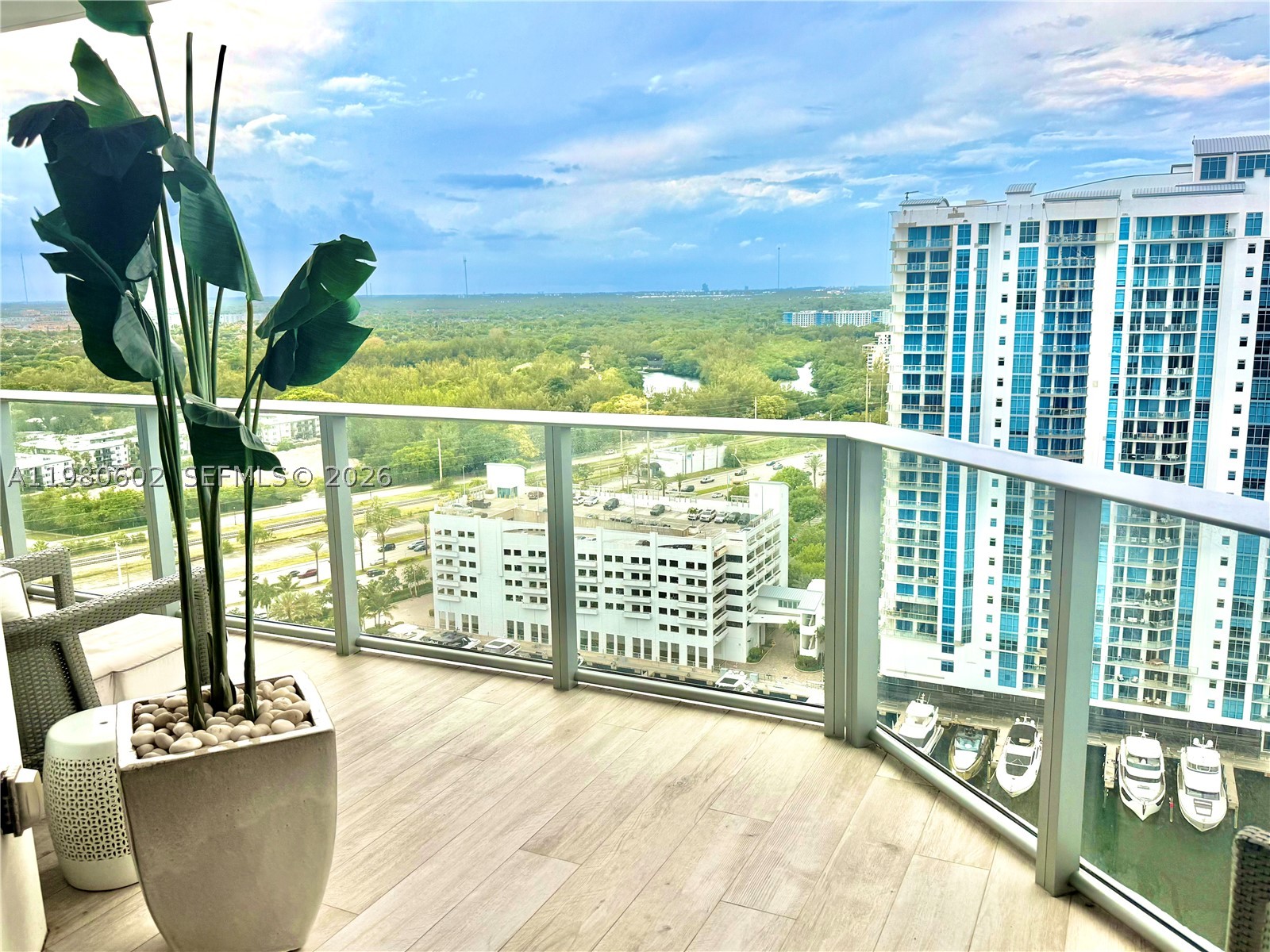 North Miami Beach photo 1