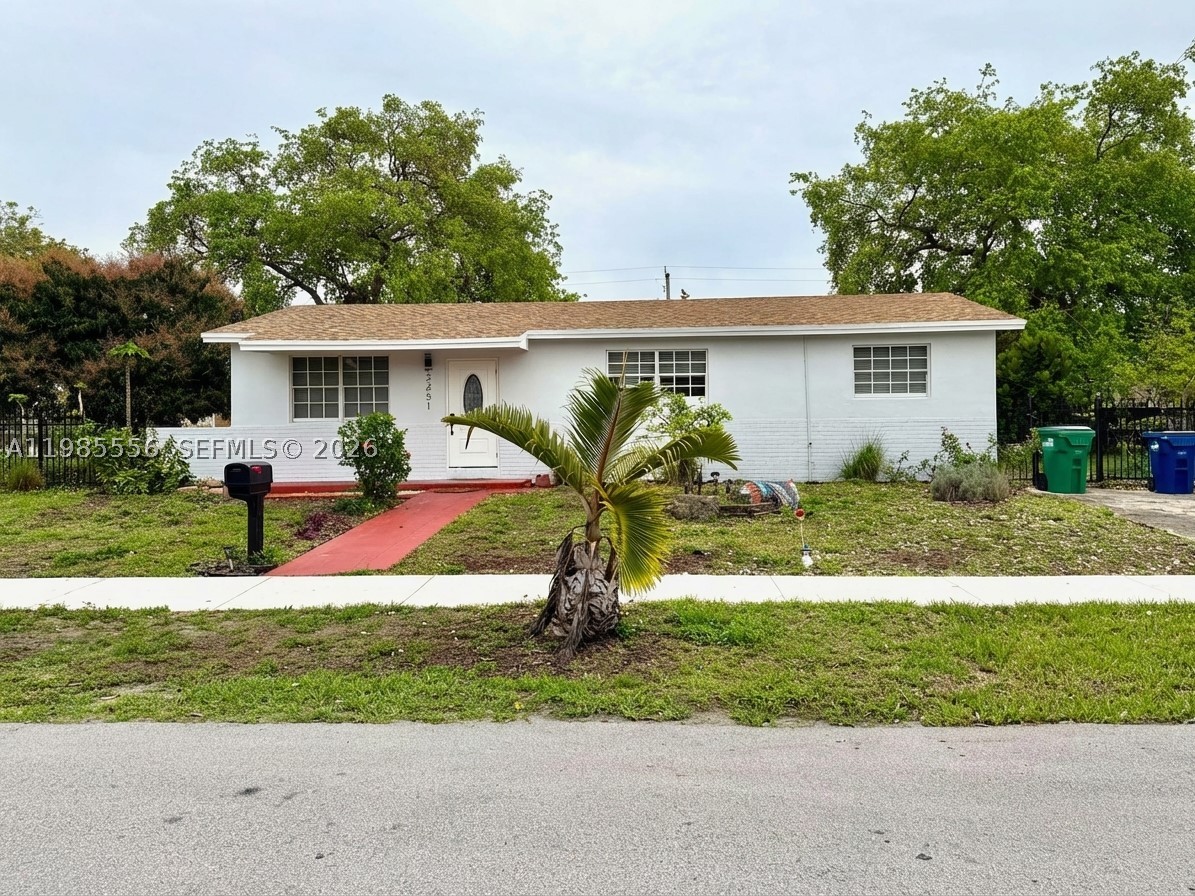 Miami Gardens photo 1