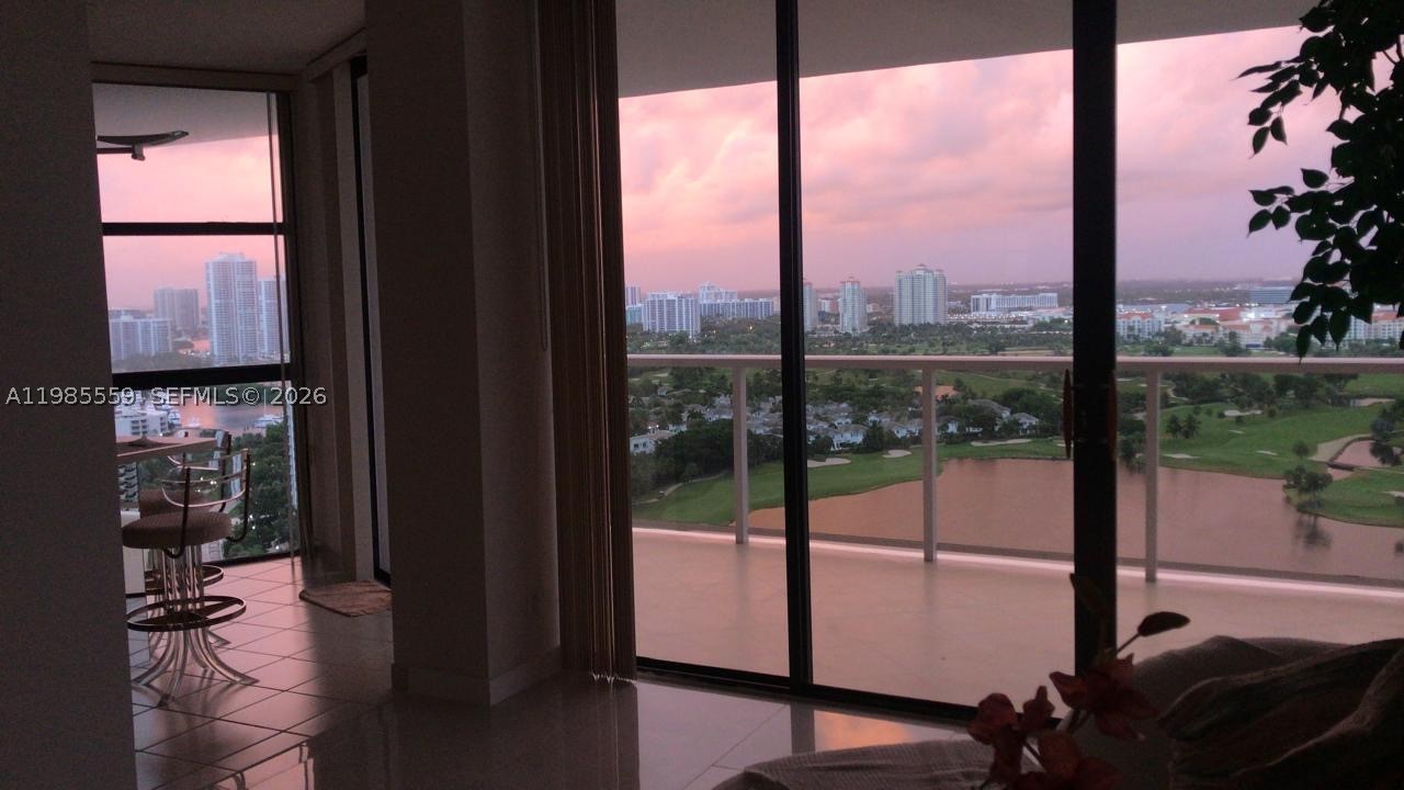 Aventura photo 4