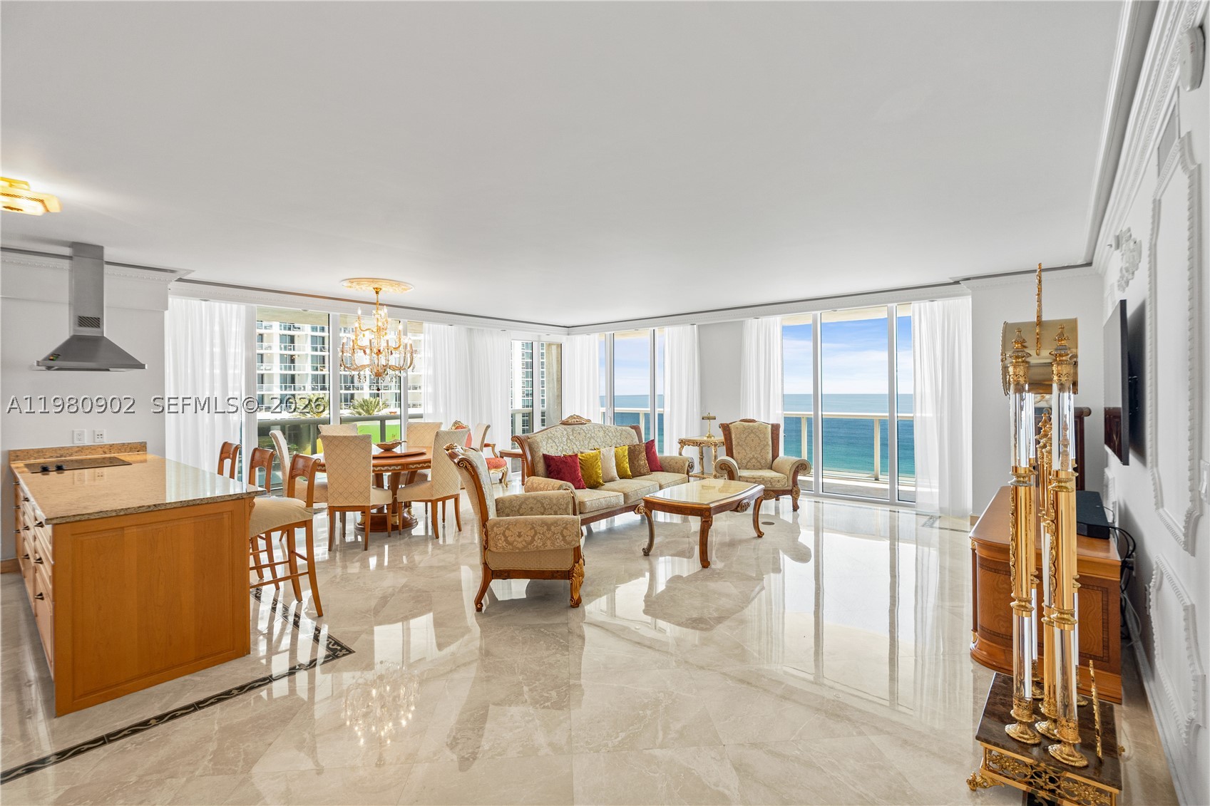 Hallandale Beach photo 3