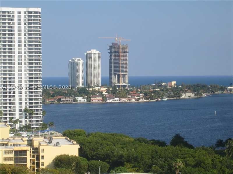 Aventura photo 1
