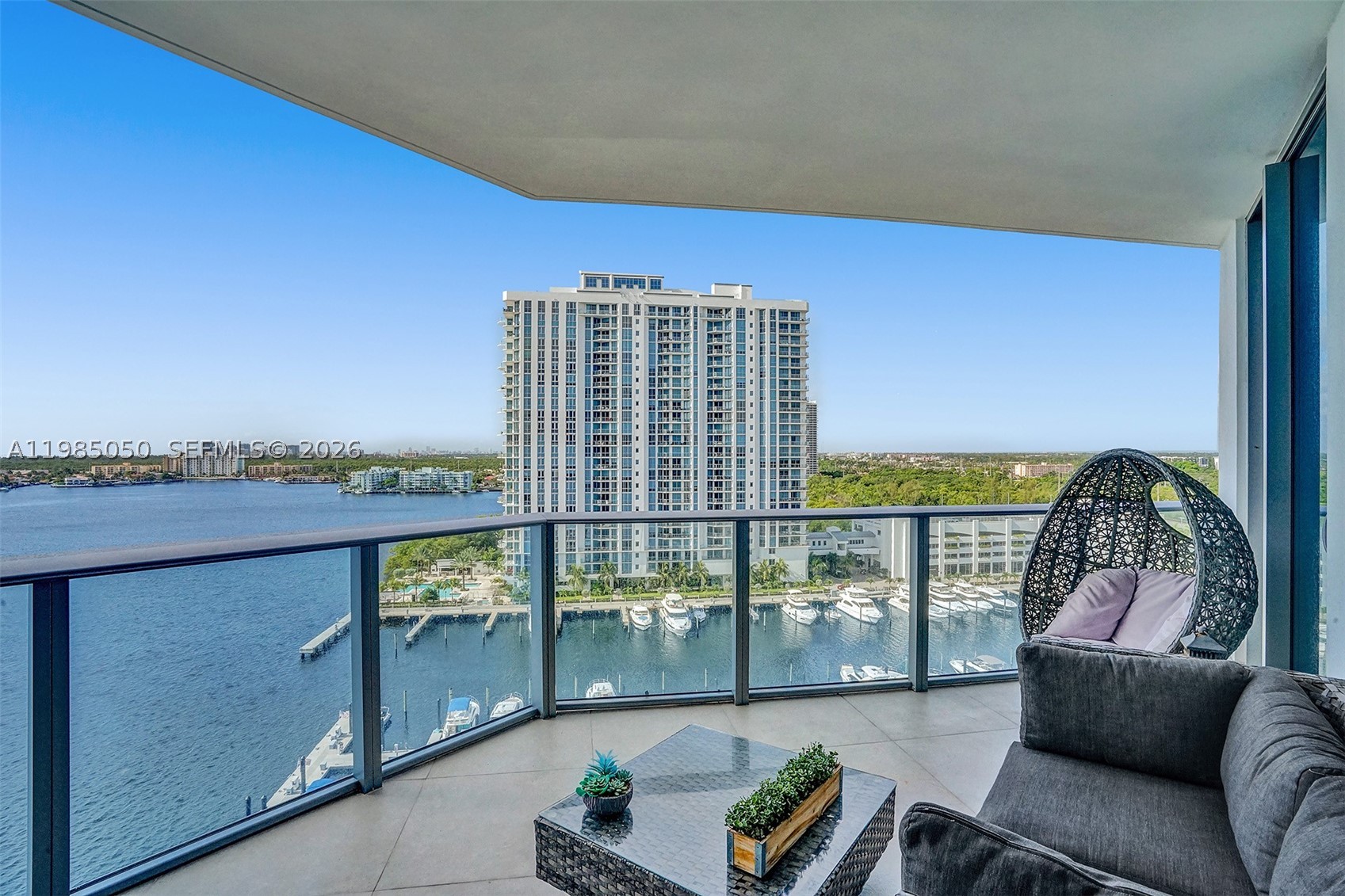 North Miami Beach photo 2