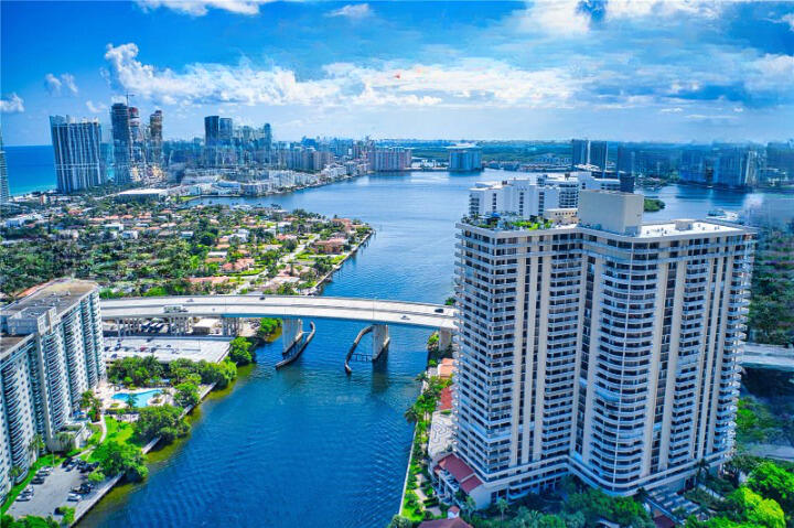 Miami photo 1