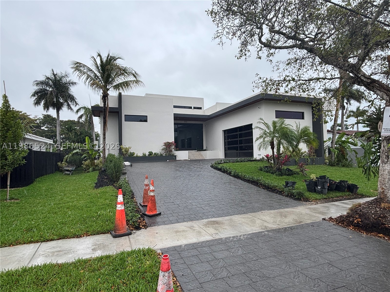 North Miami photo 1