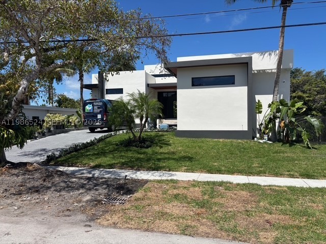 North Miami photo 2