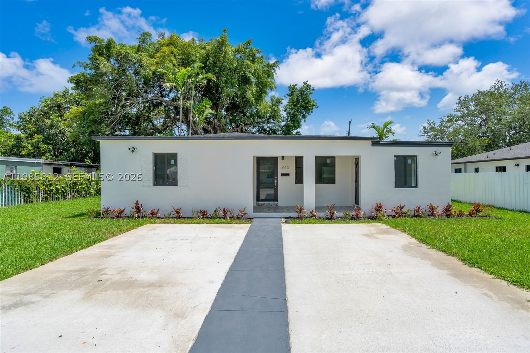 North Miami photo 2