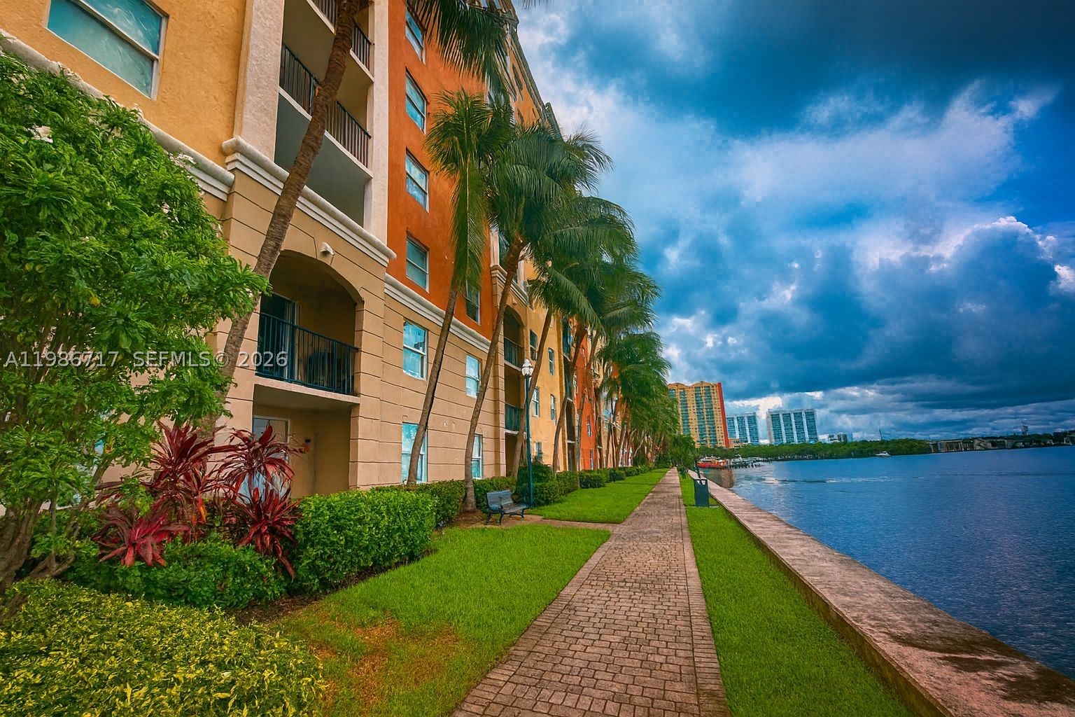Sunny Isles Beach photo 1