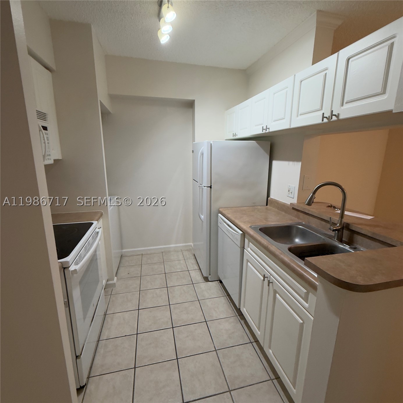 Sunny Isles Beach photo 5