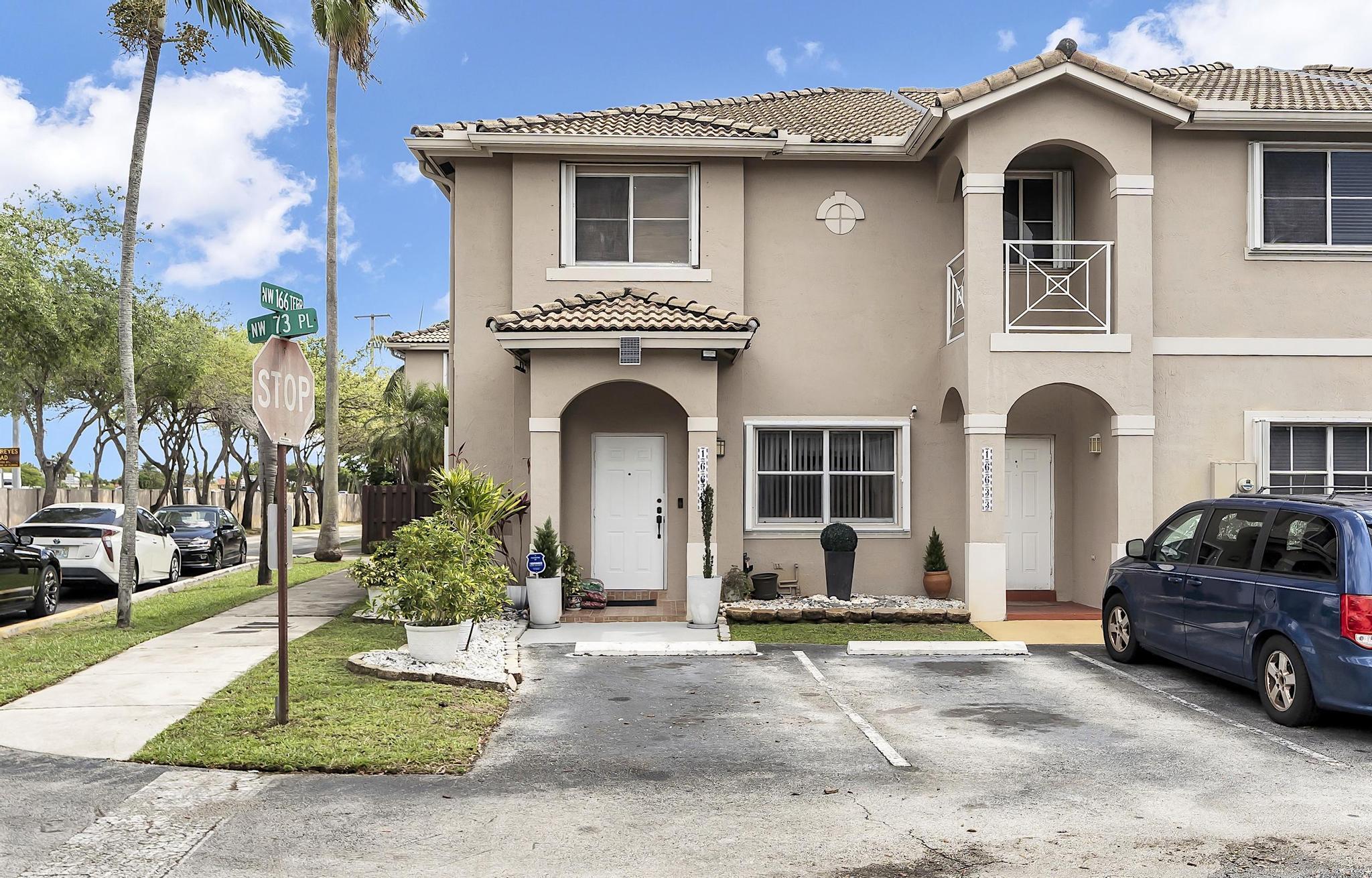 Miami Lakes photo 2