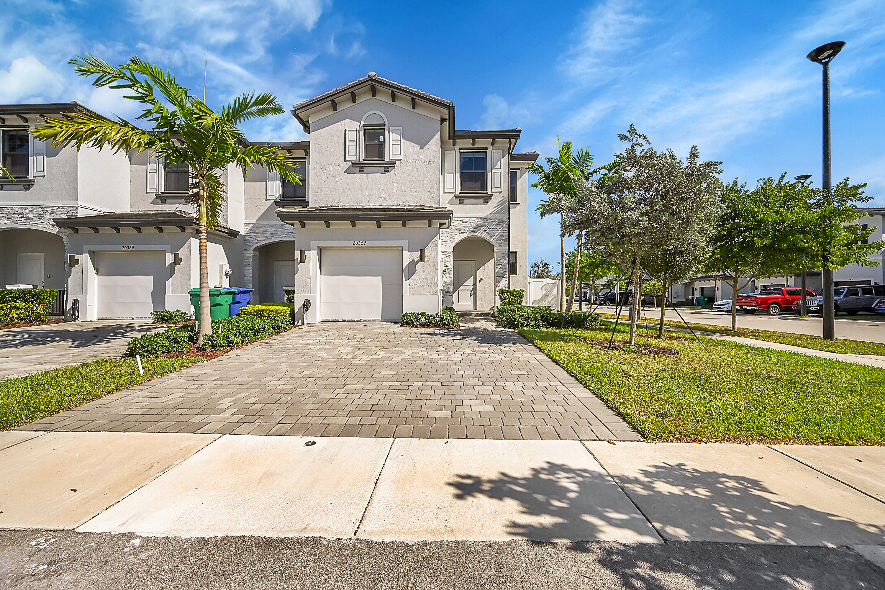 Miami Gardens photo 1