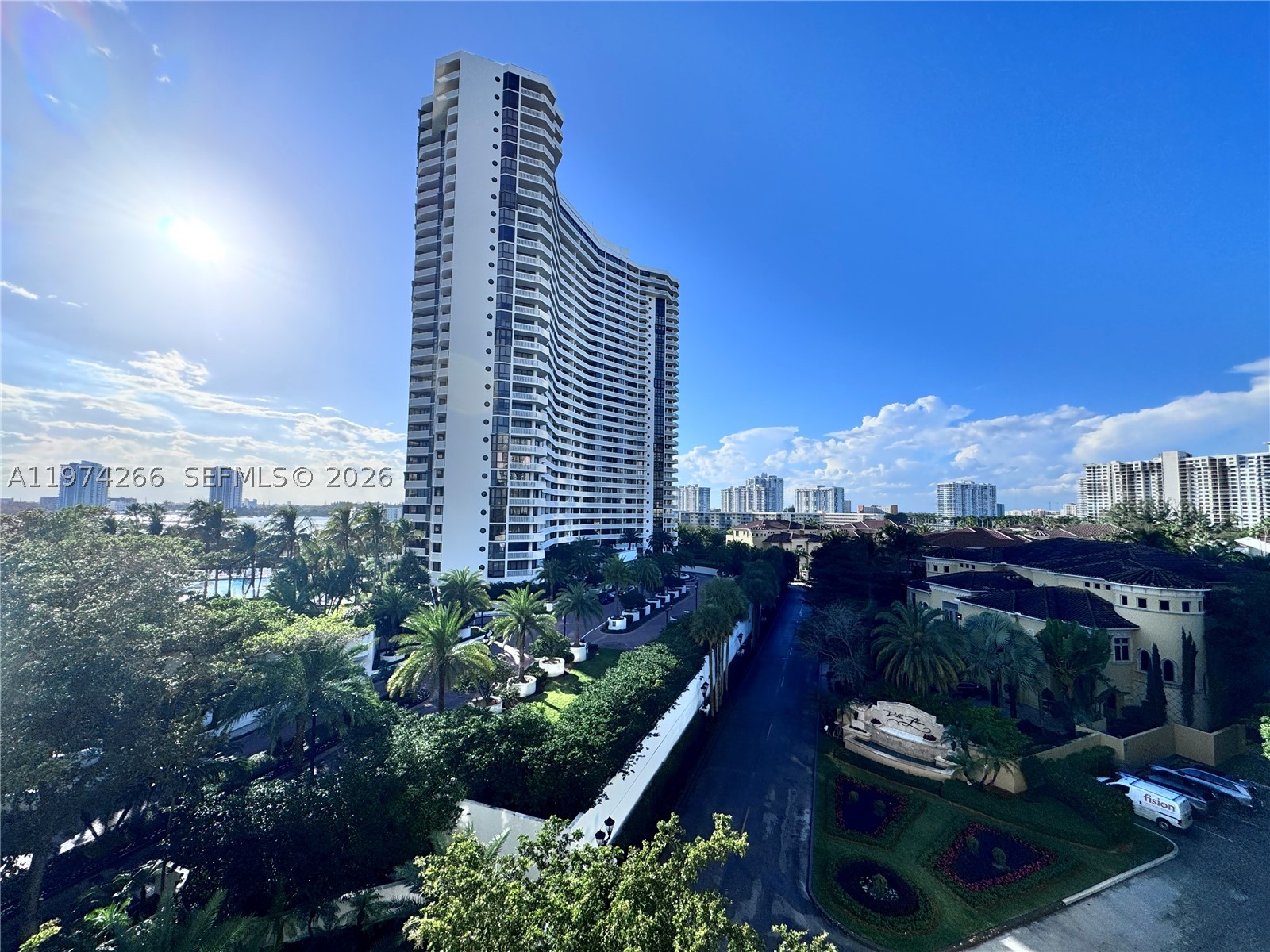 Aventura photo 4