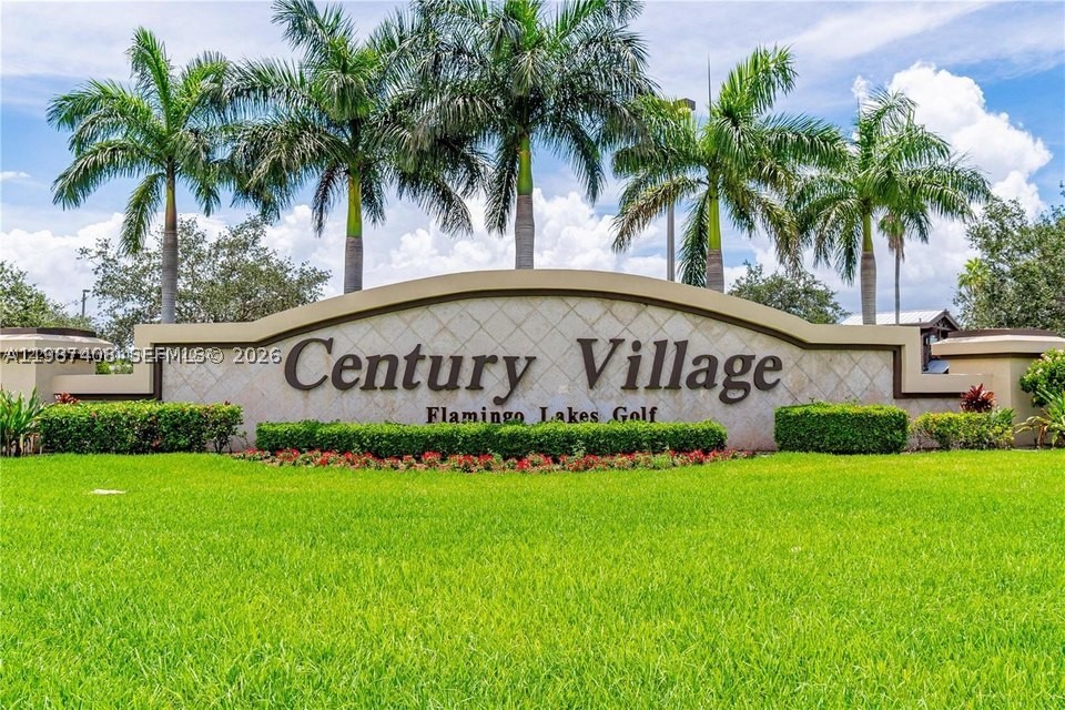 Pembroke Pines photo 1