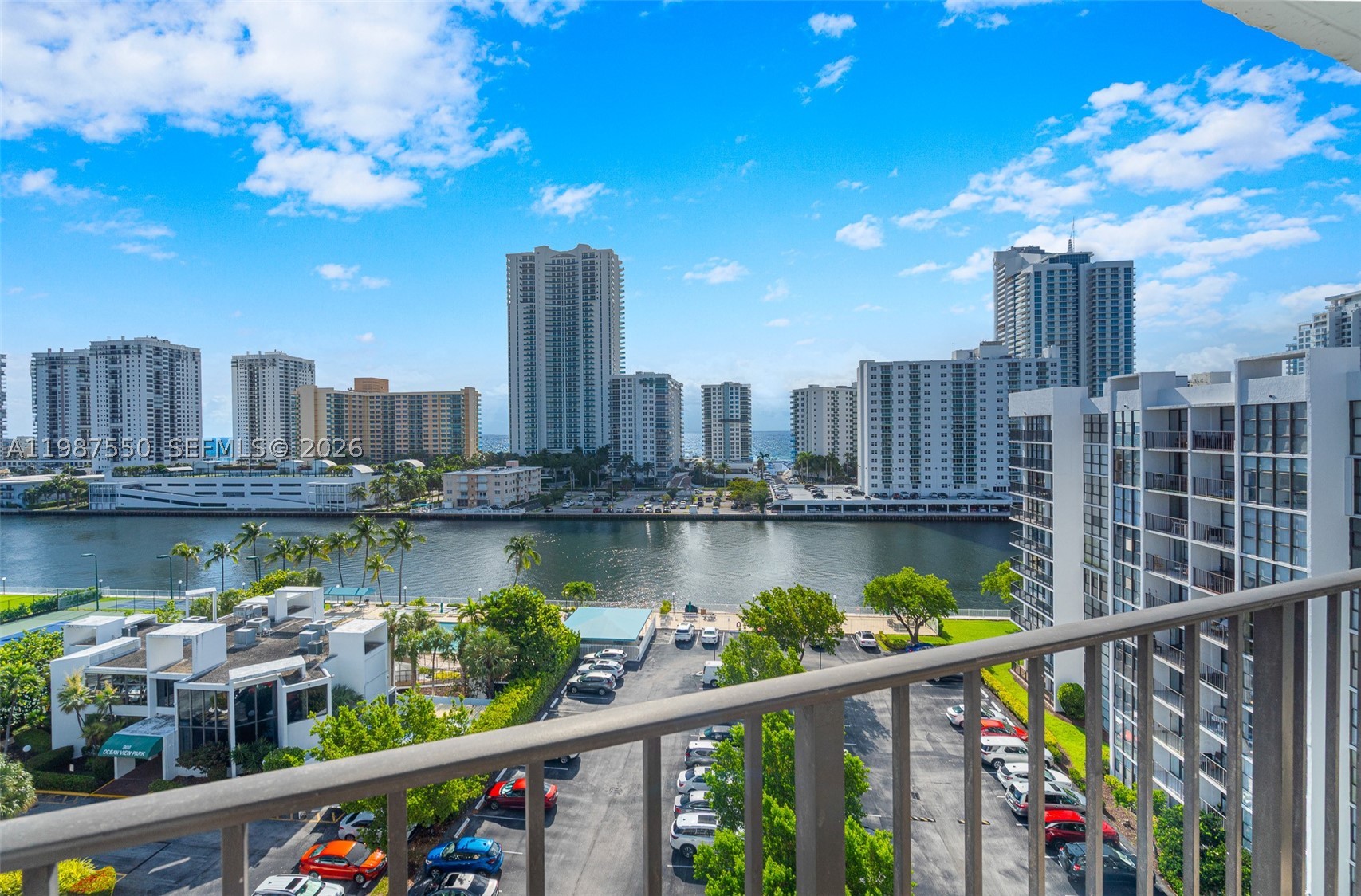 Hallandale Beach photo 2