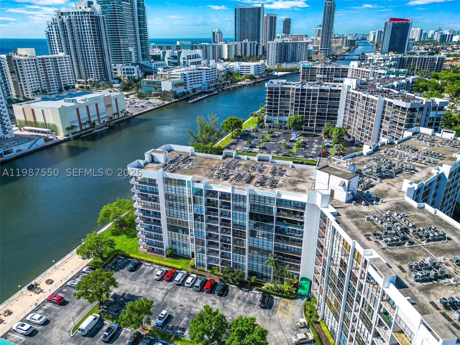 Hallandale Beach photo 3
