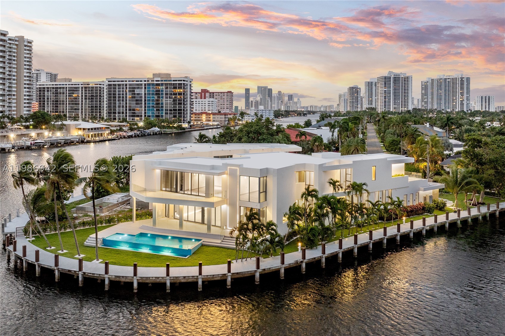 Hallandale Beach photo 1