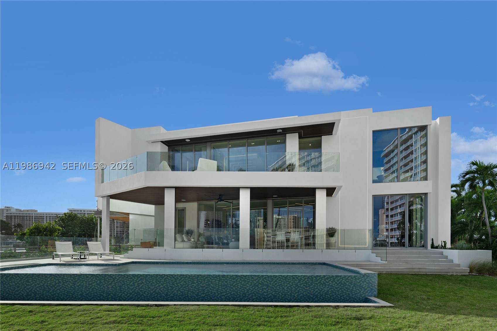 Hallandale Beach photo 5