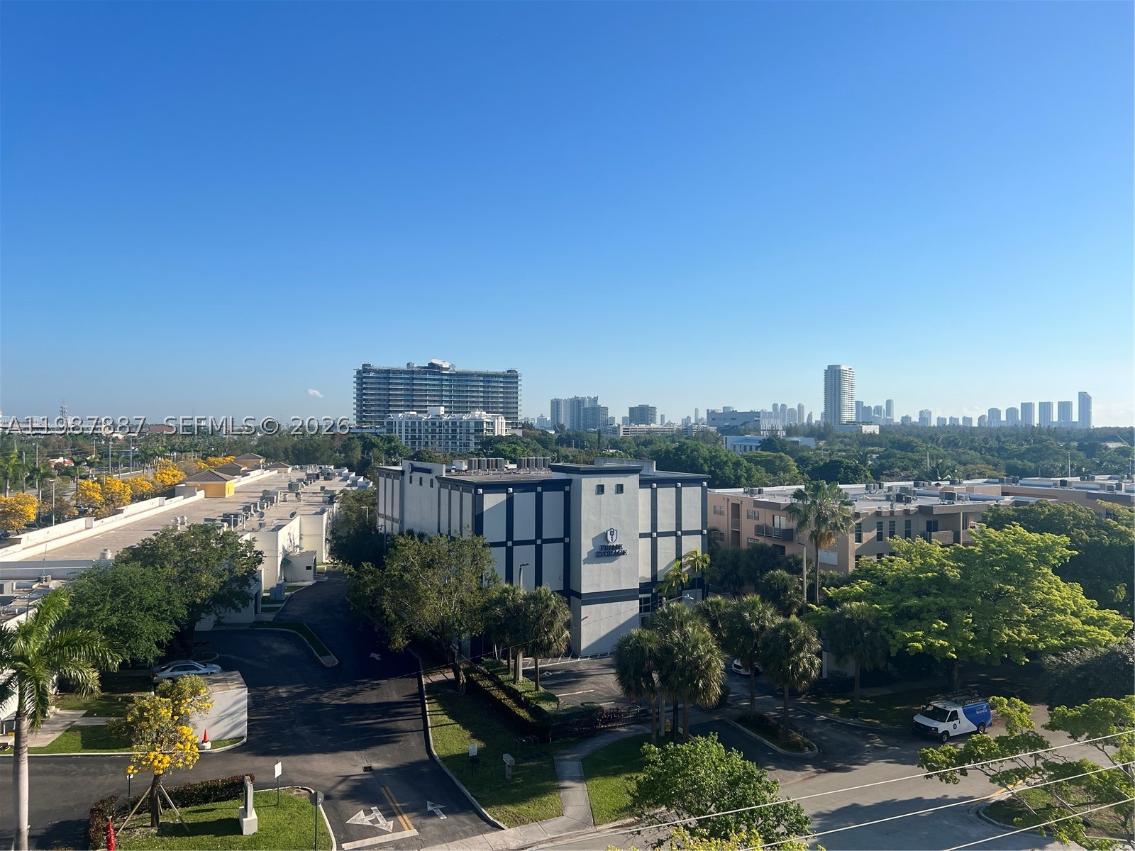 North Miami photo 3