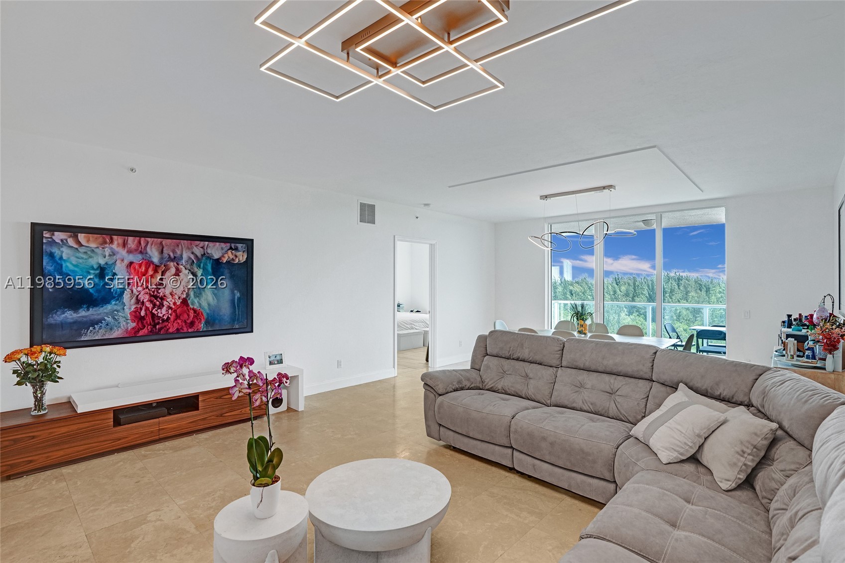 North Miami photo 3