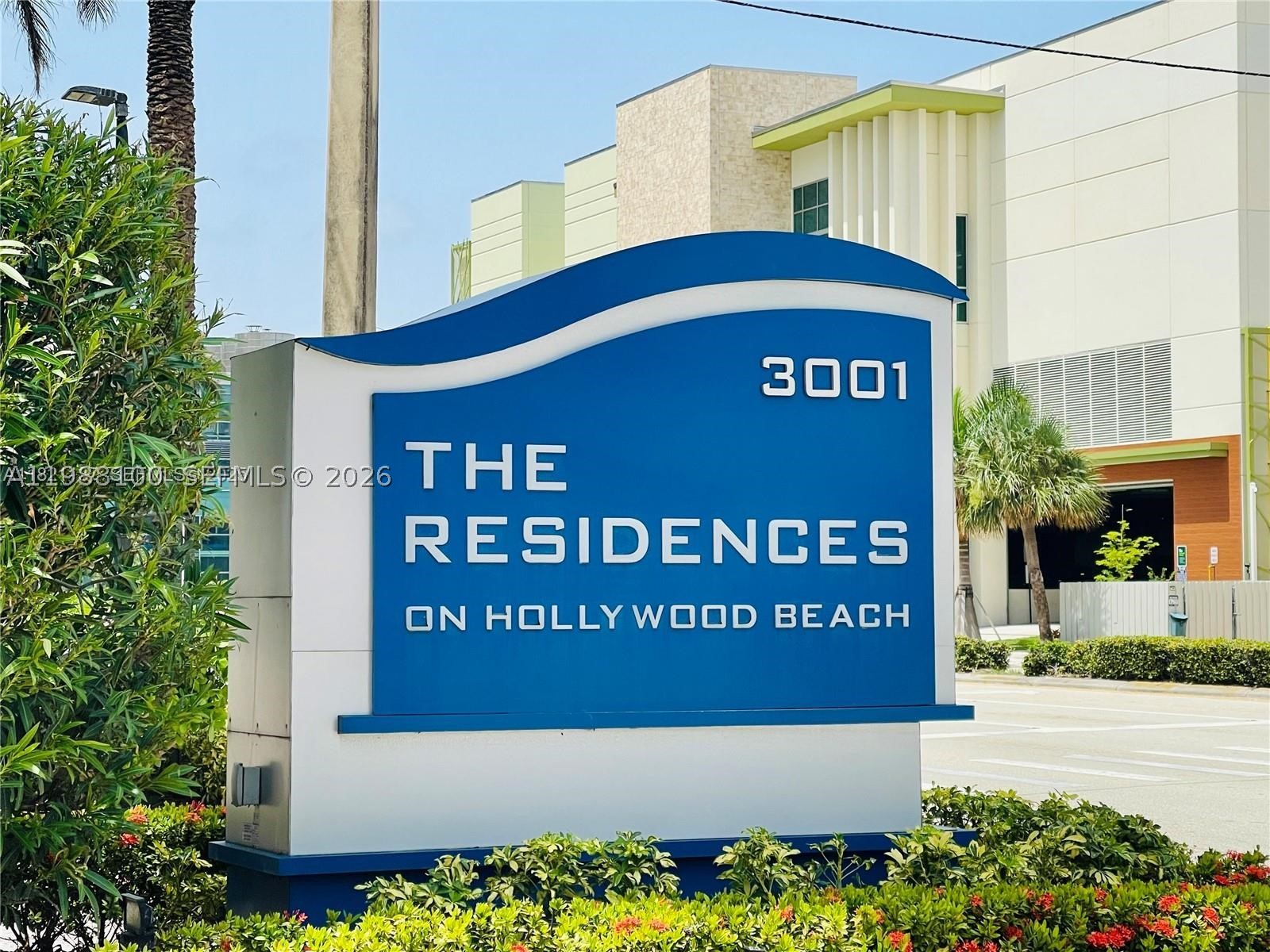 Hollywood photo 2