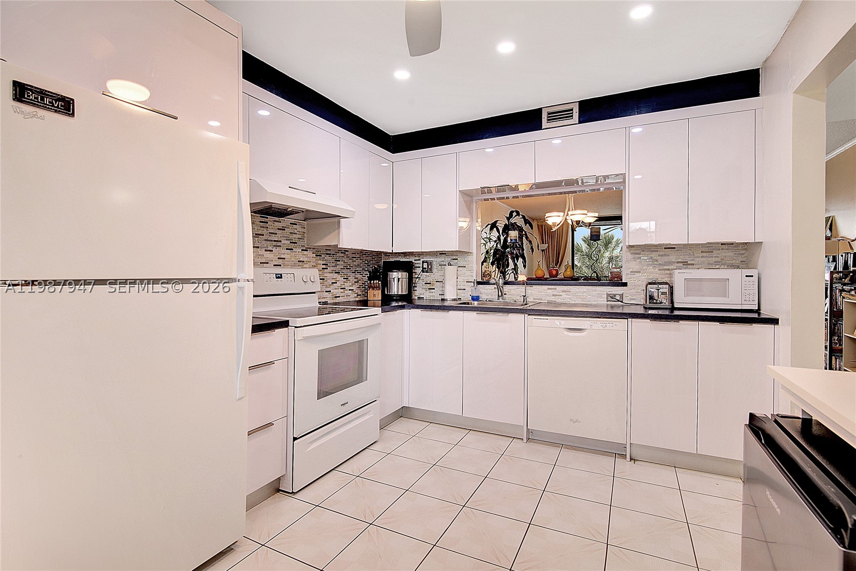 Pembroke Pines photo 2