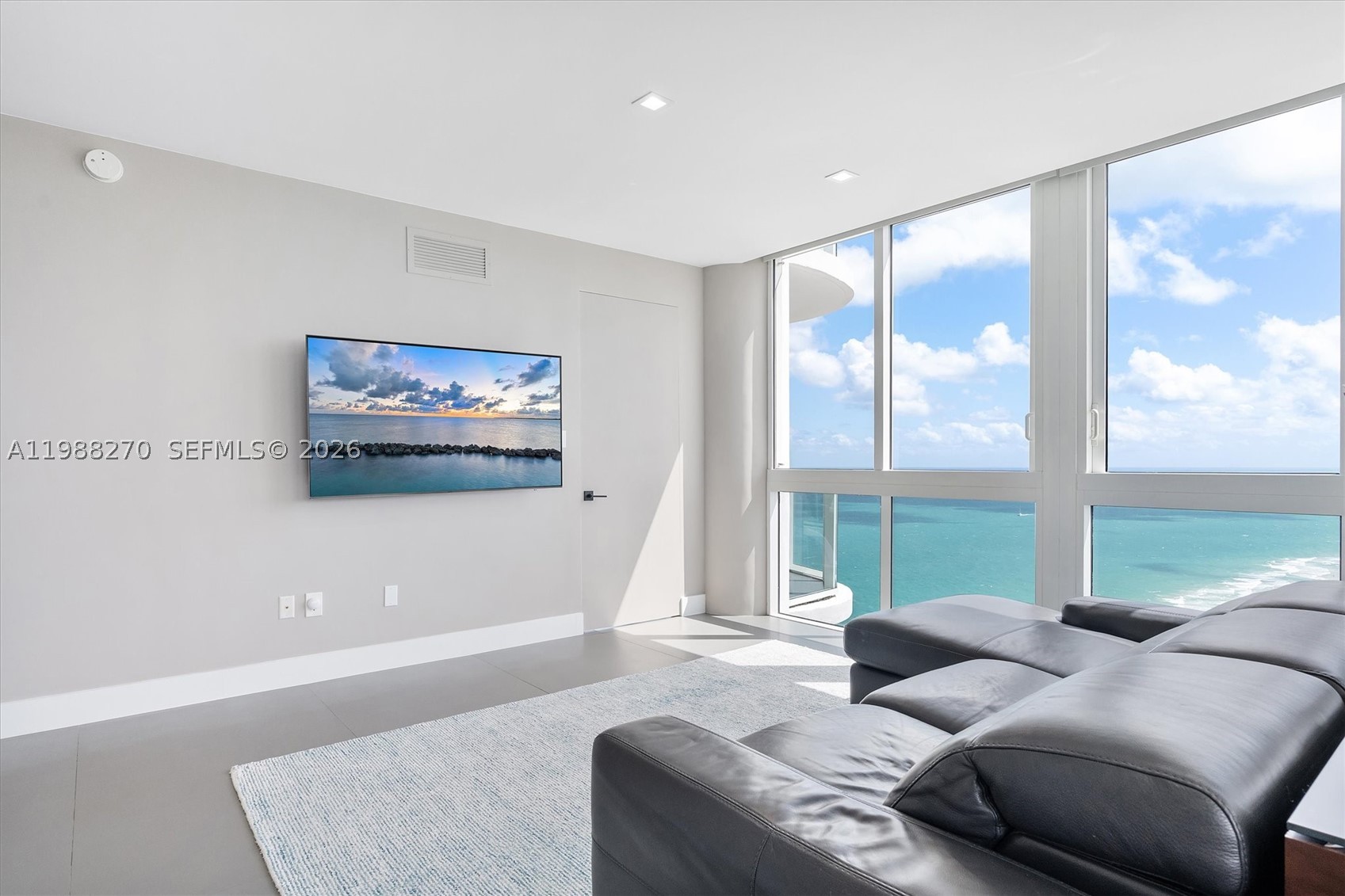 Miami Beach photo 4