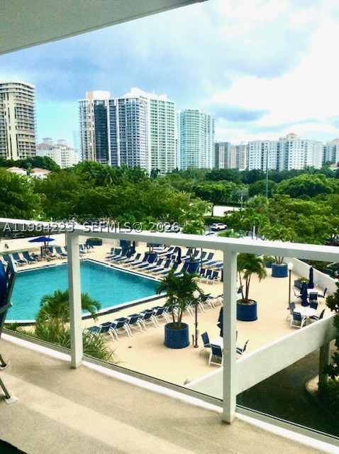 Aventura photo 2