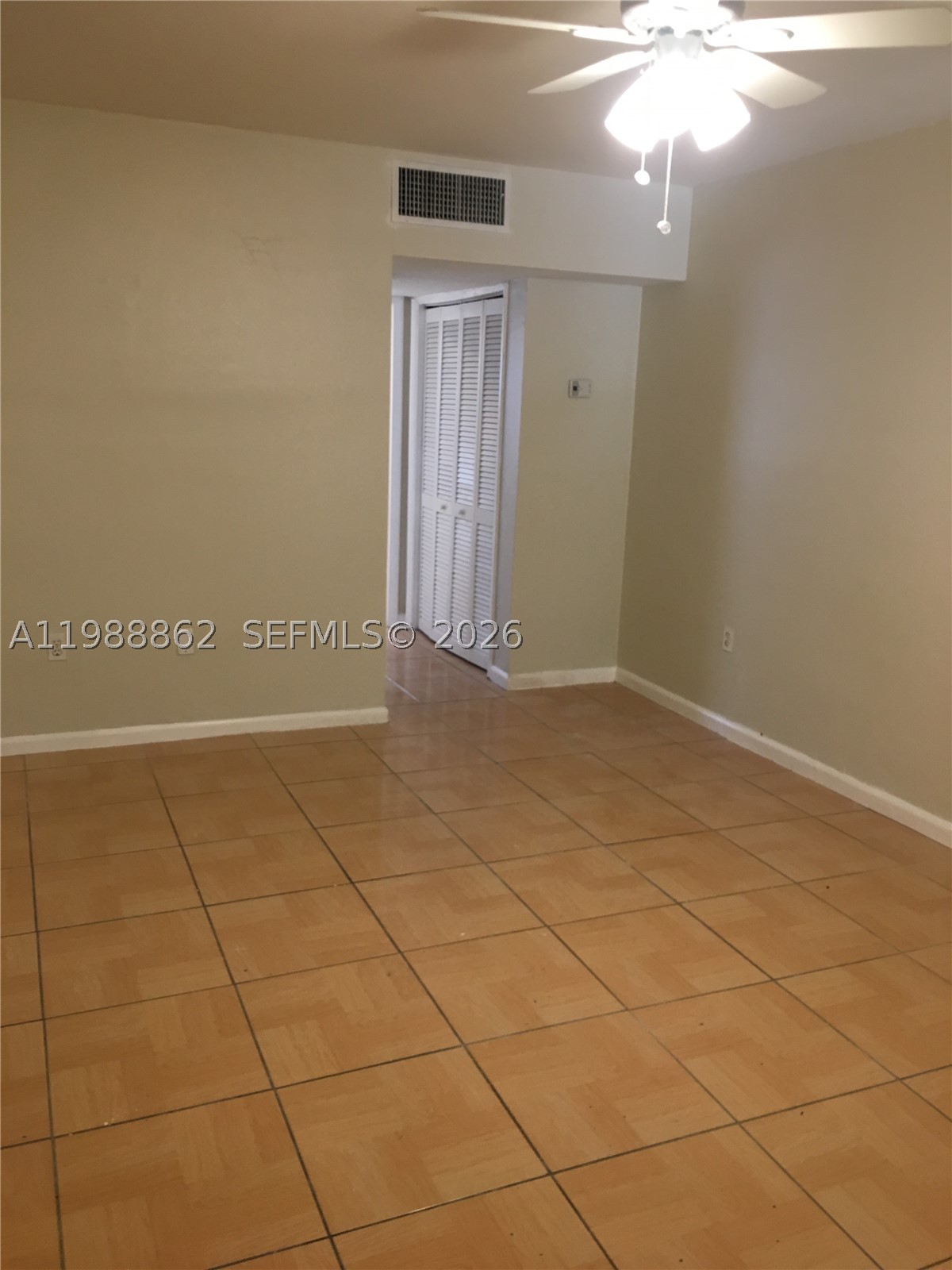 North Miami Beach photo 2