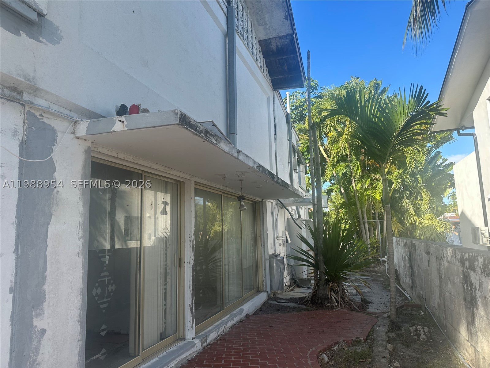 North Miami photo 2
