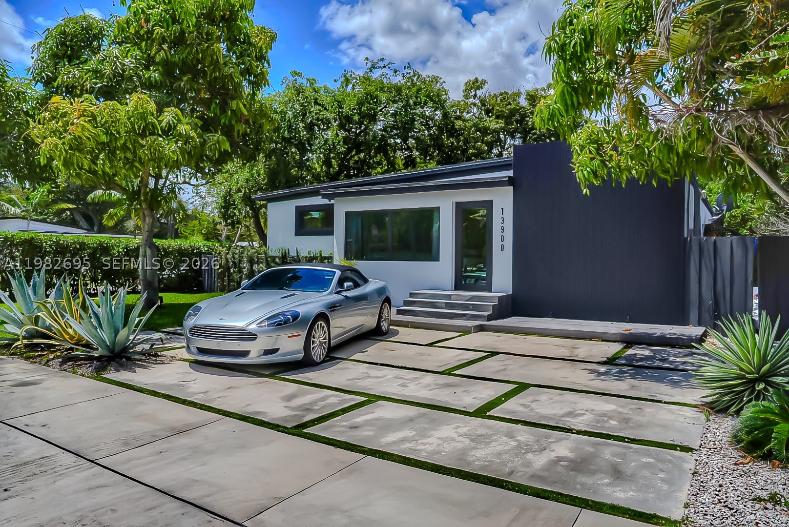 North Miami photo 1