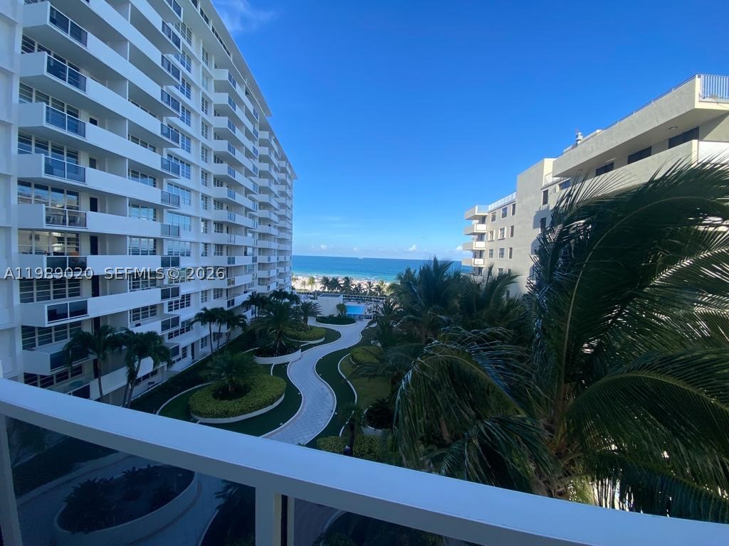 Miami Beach photo 1