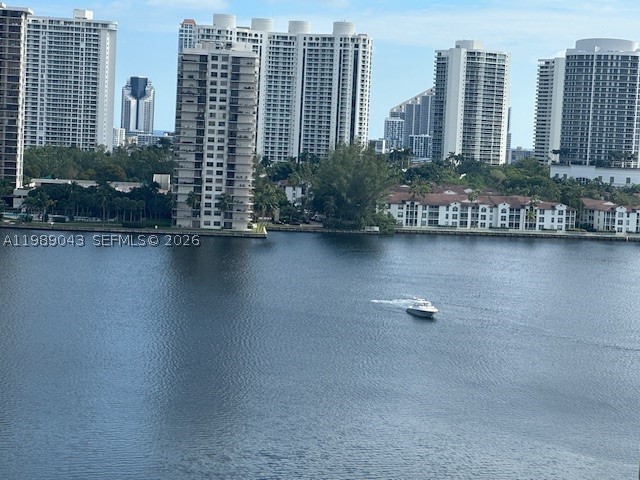 Aventura photo 3