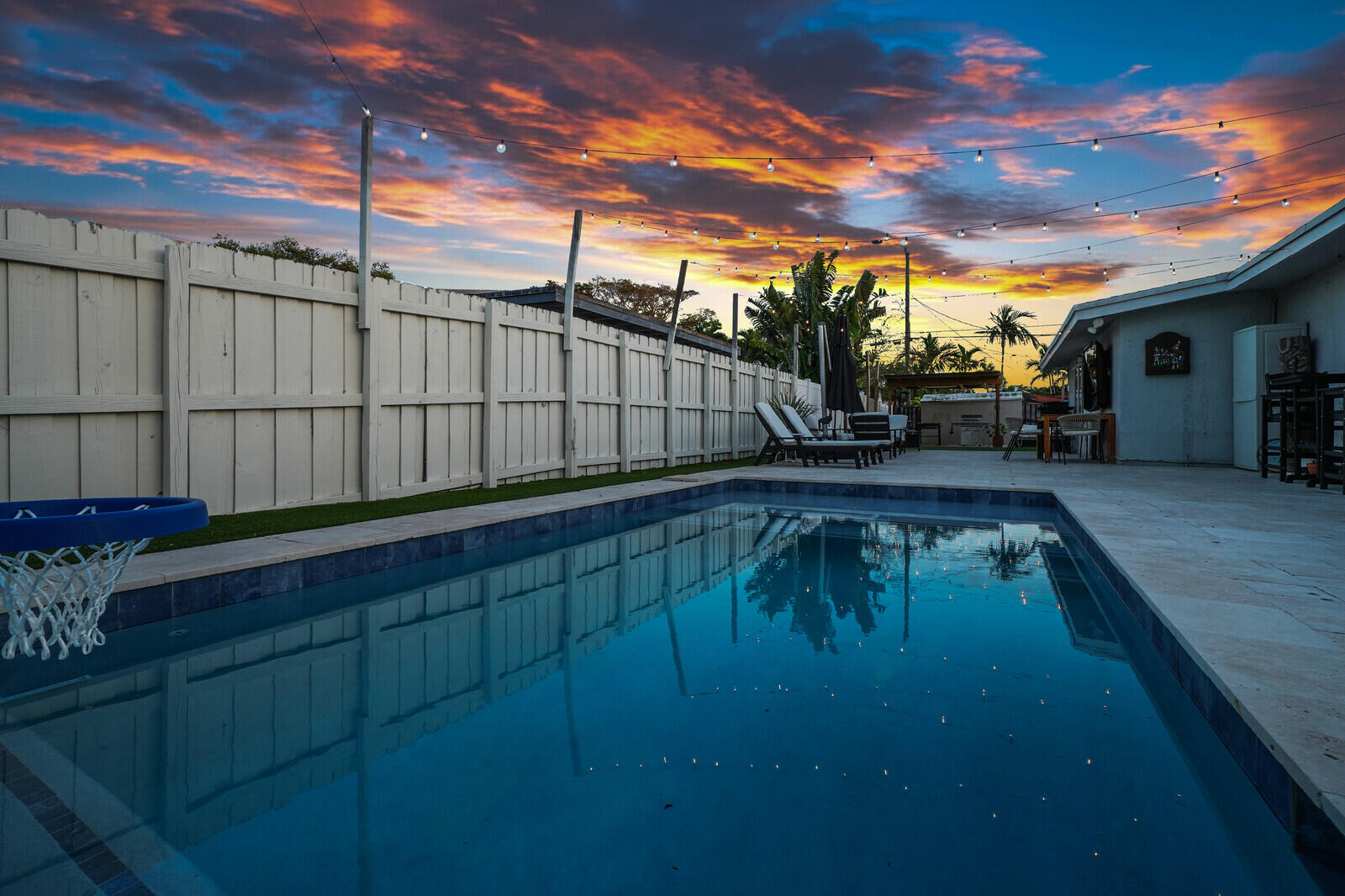 Wilton Manors photo 4