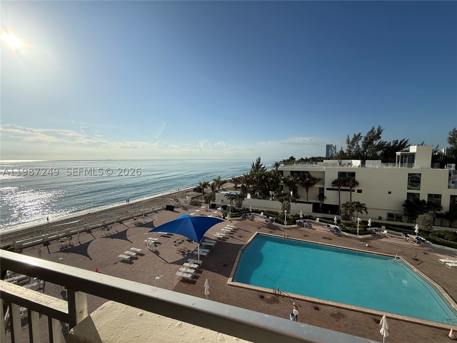 Hallandale Beach photo 1