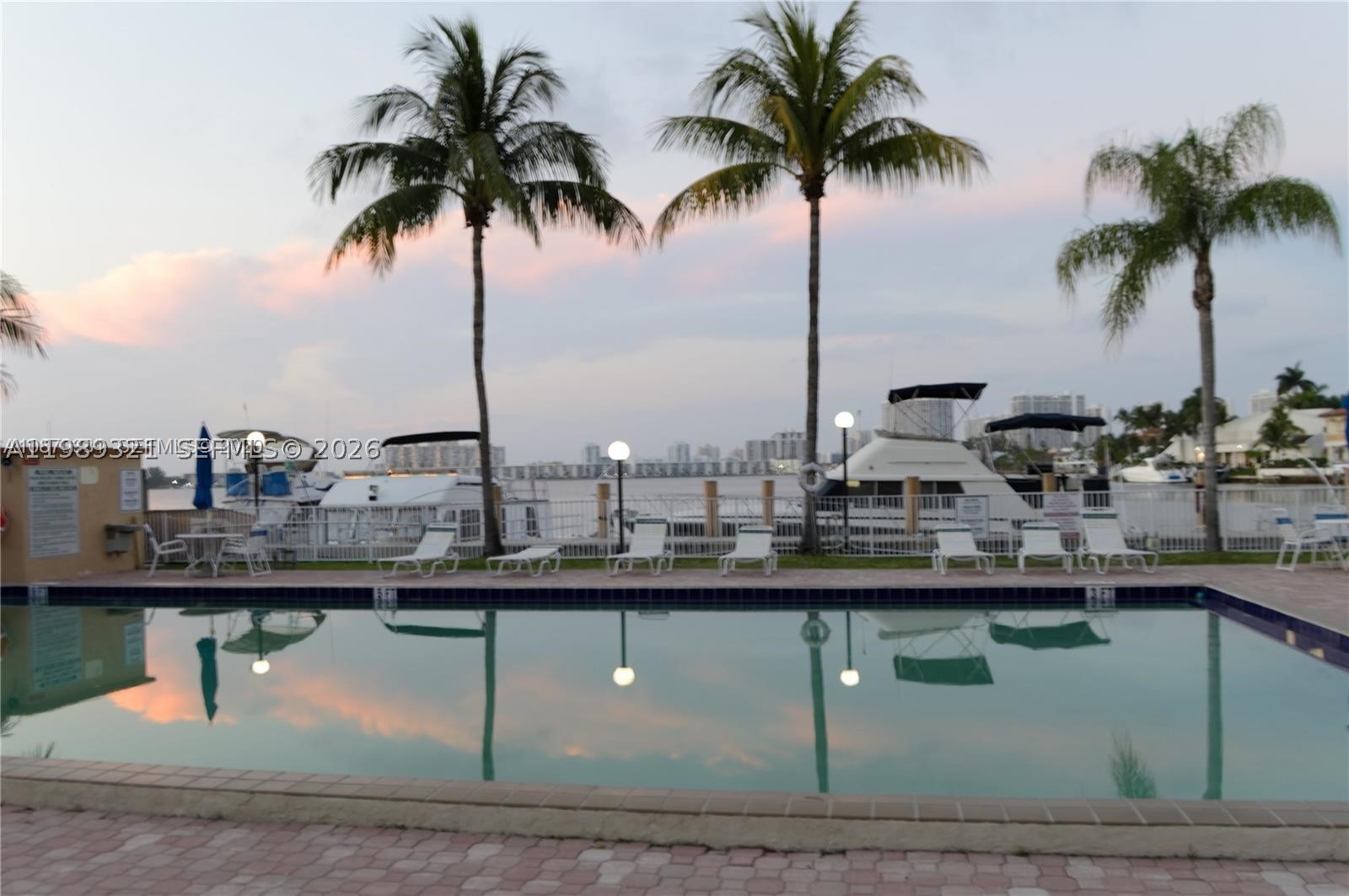 North Miami Beach photo 3