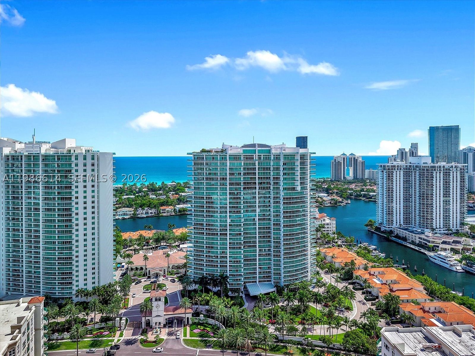 Aventura photo 1