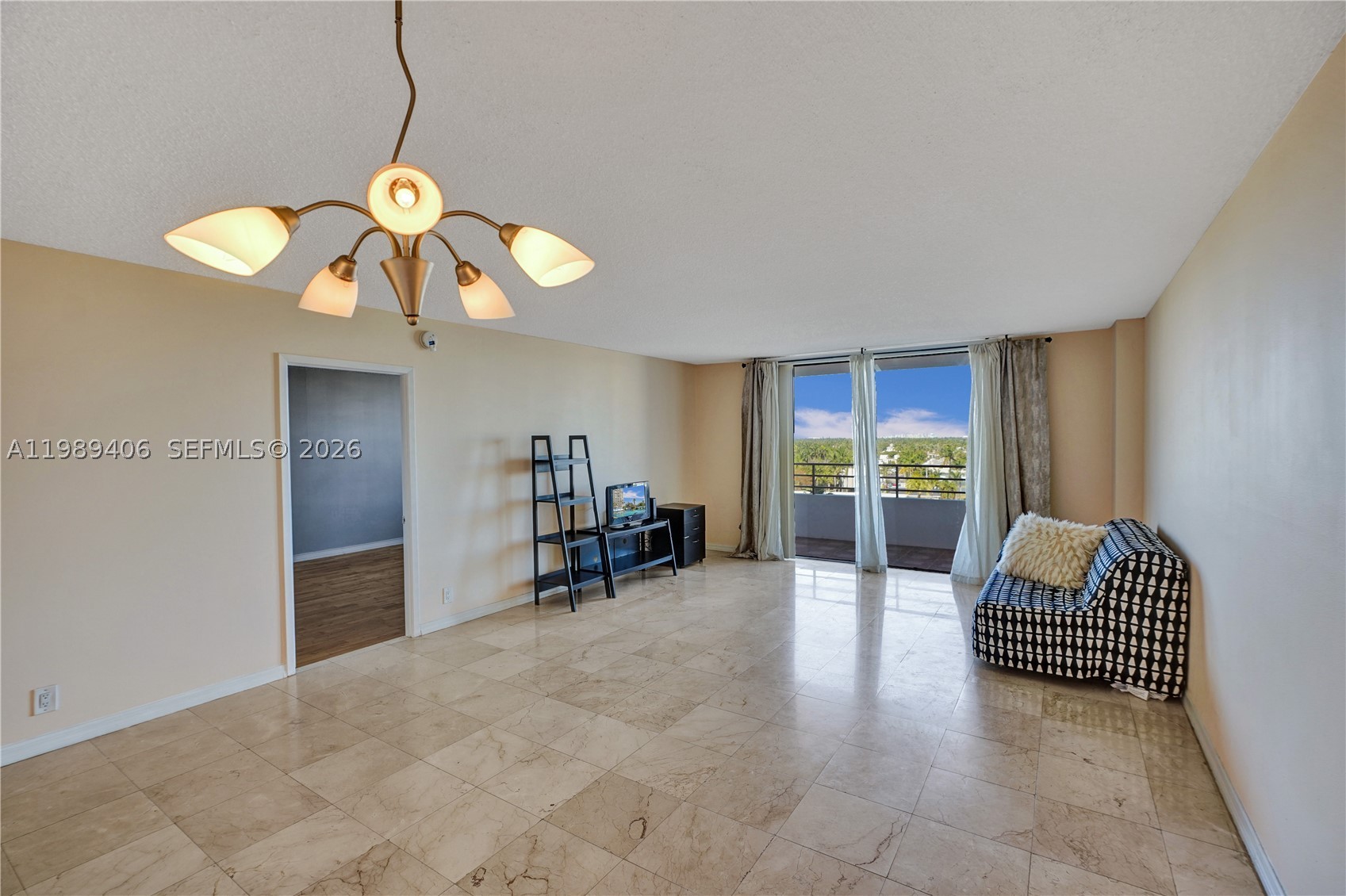Hallandale Beach photo 4