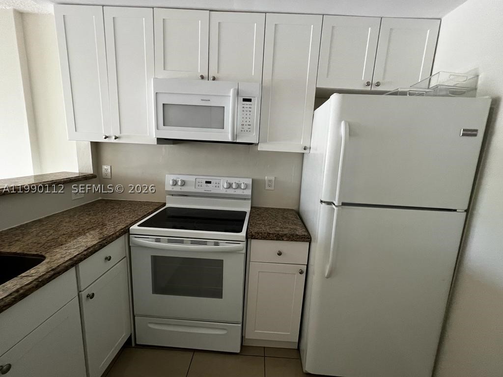 North Miami Beach photo 3