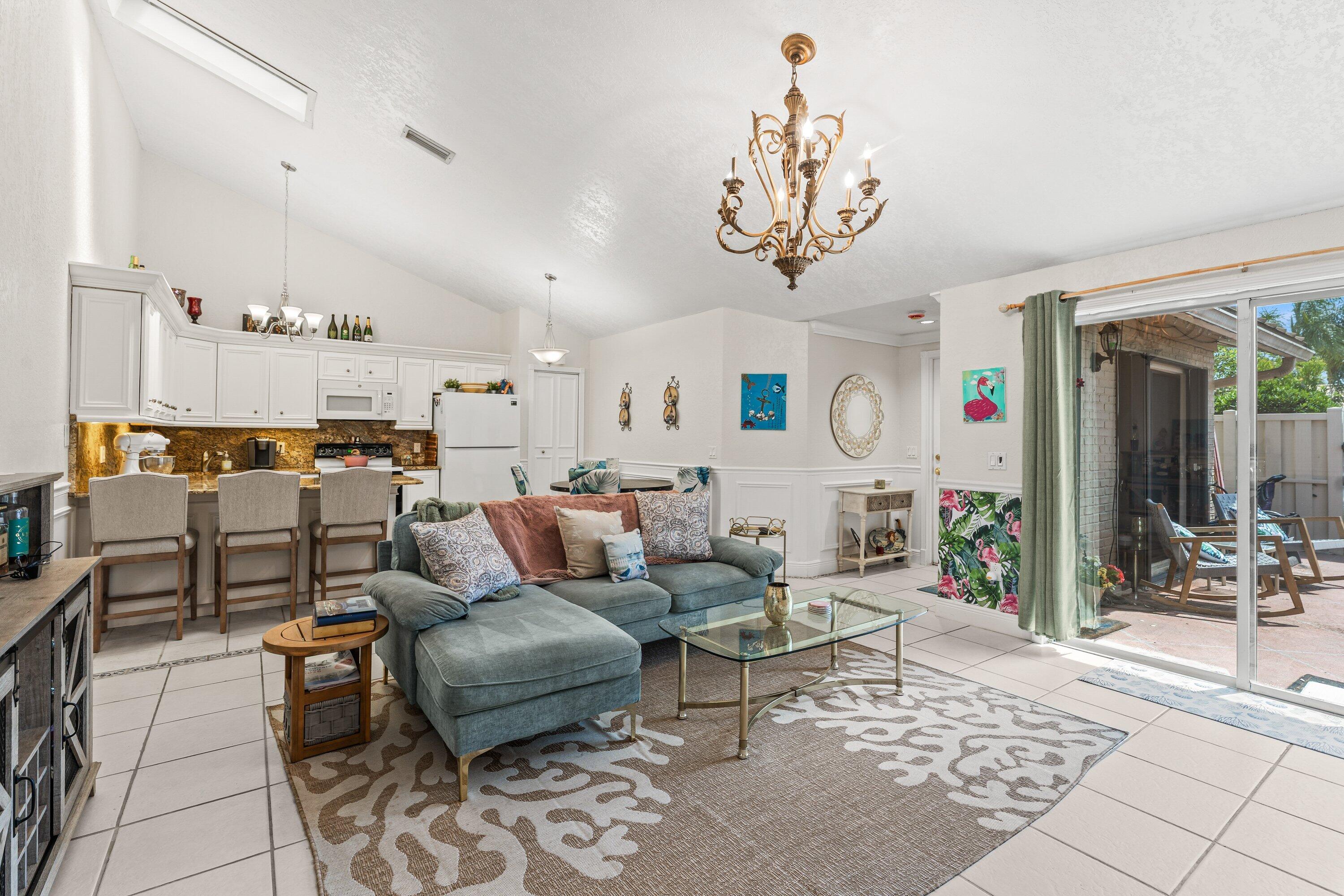 Palm Beach Gardens photo 3