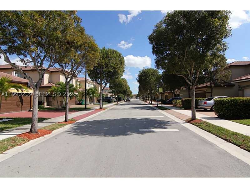 Doral photo 3