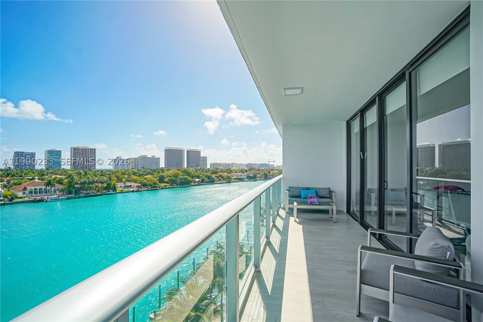 Bay Harbor Islands photo 4