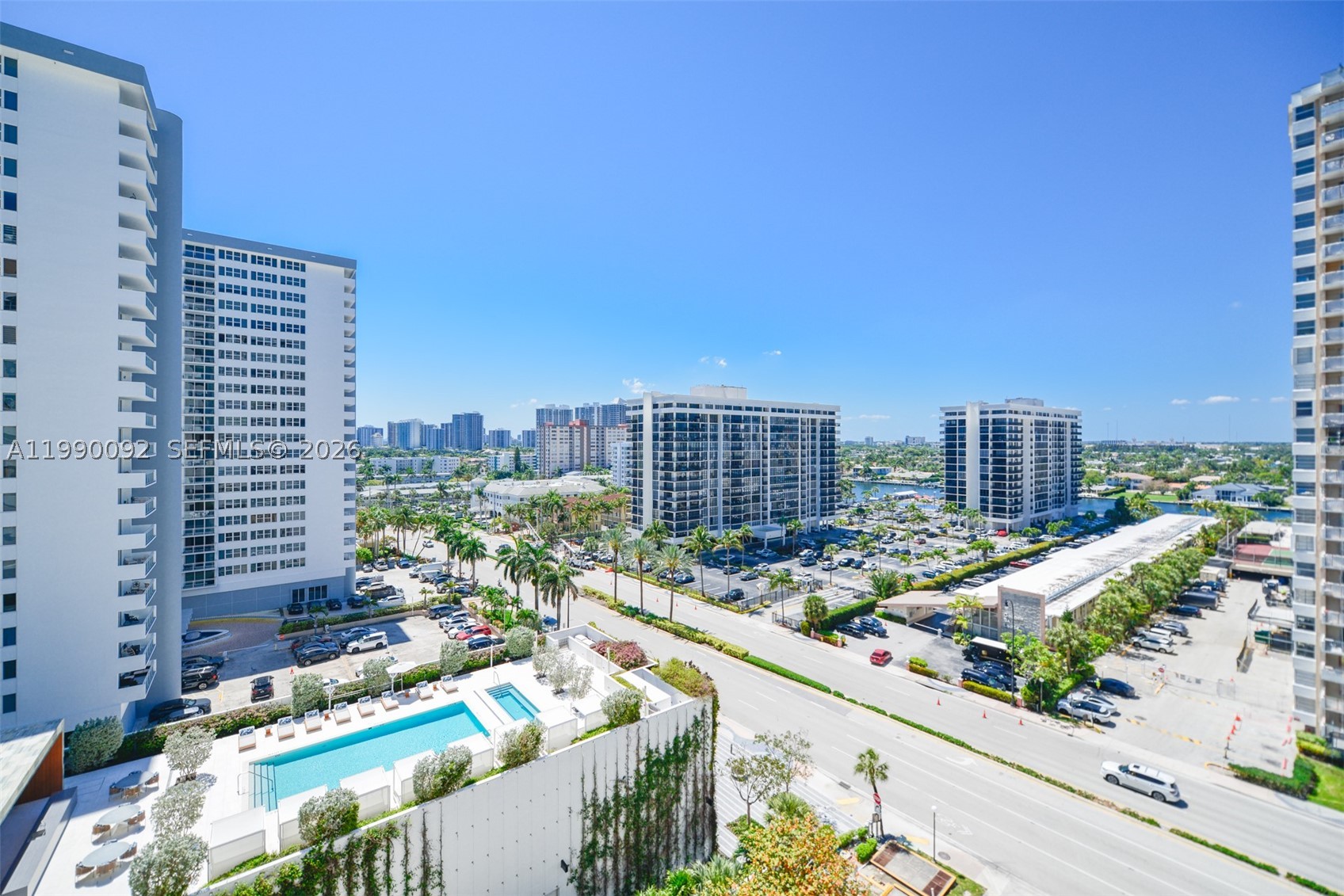 Hallandale Beach photo 2