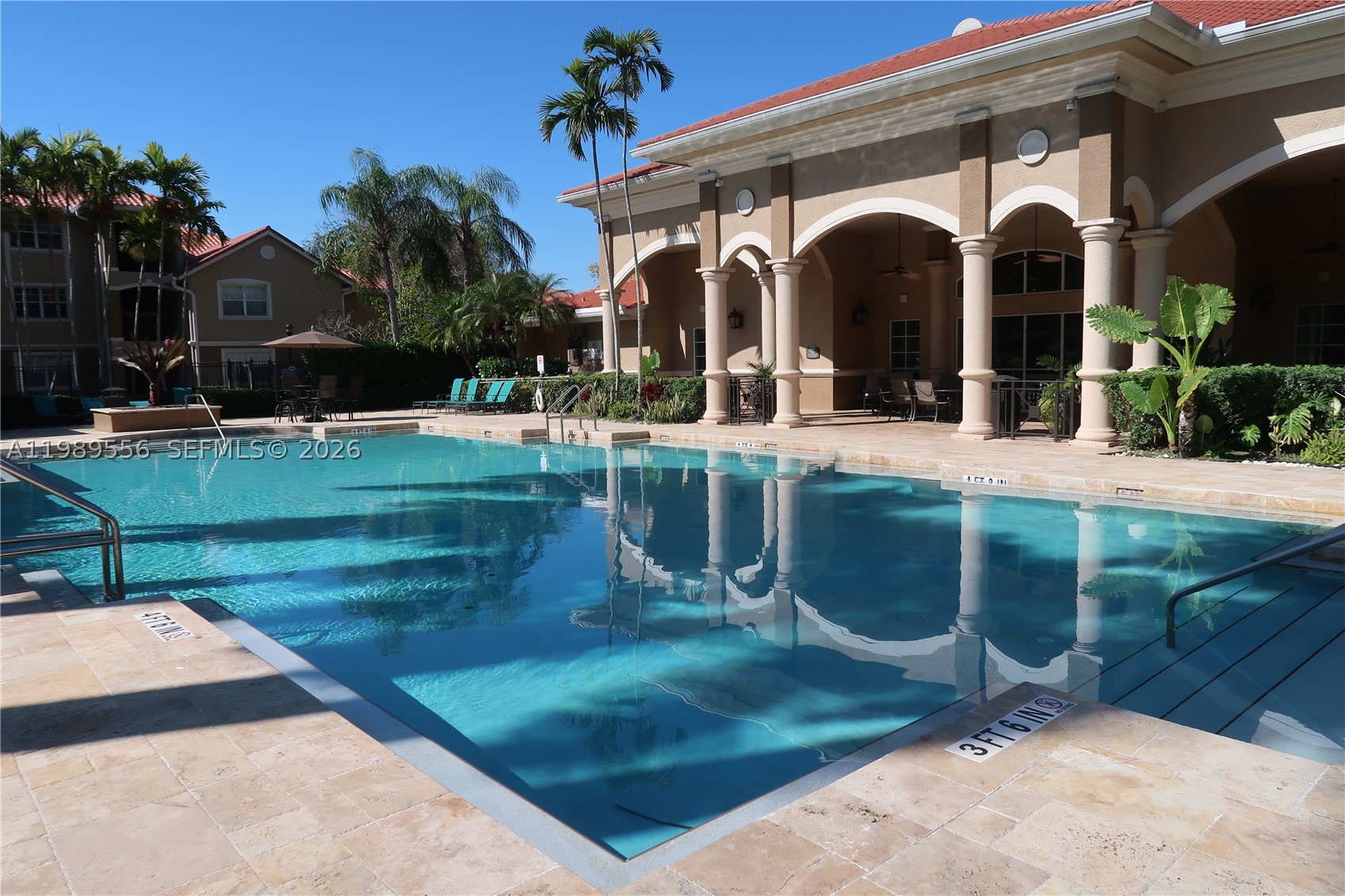 Pembroke Pines photo 1