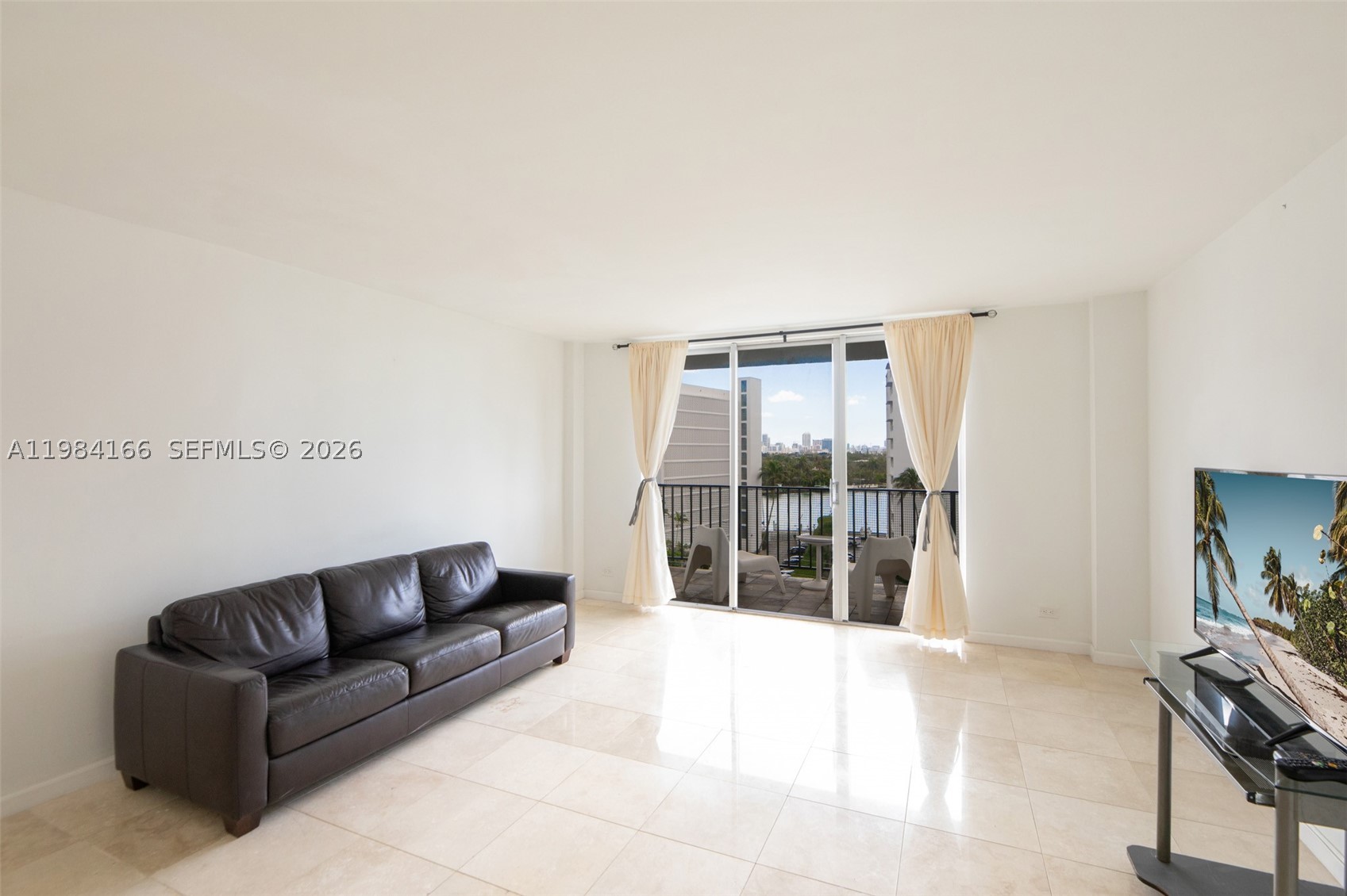 Bay Harbor Islands photo 1