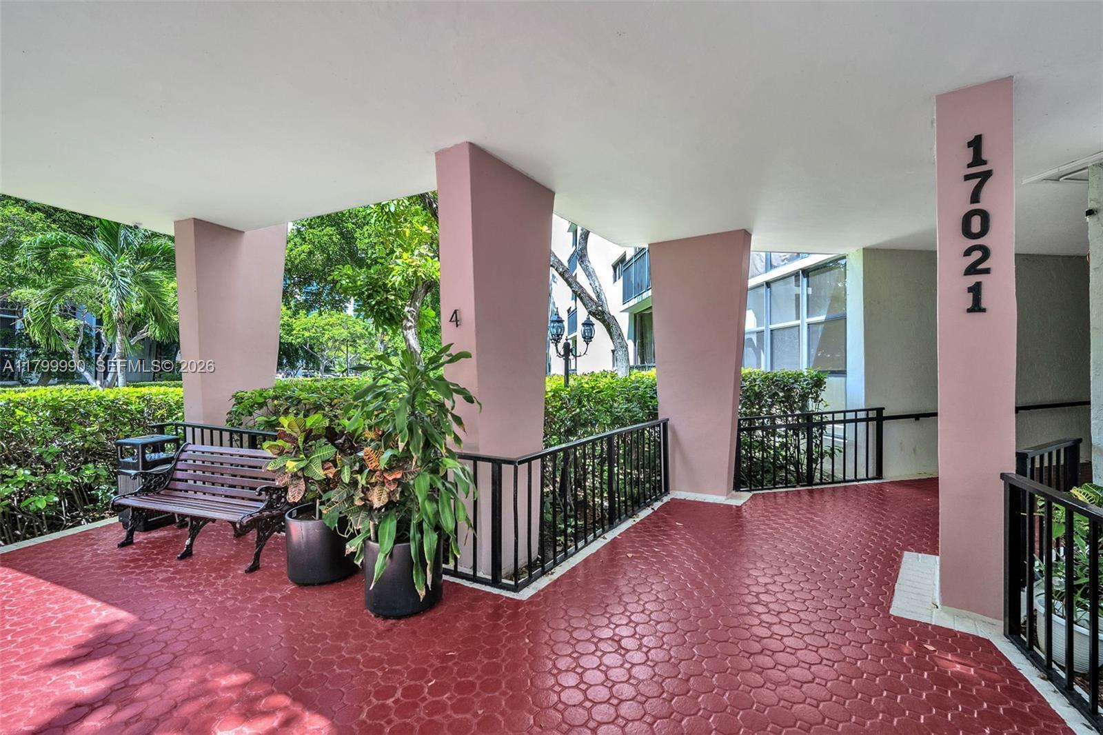 Sunny Isles Beach photo 2