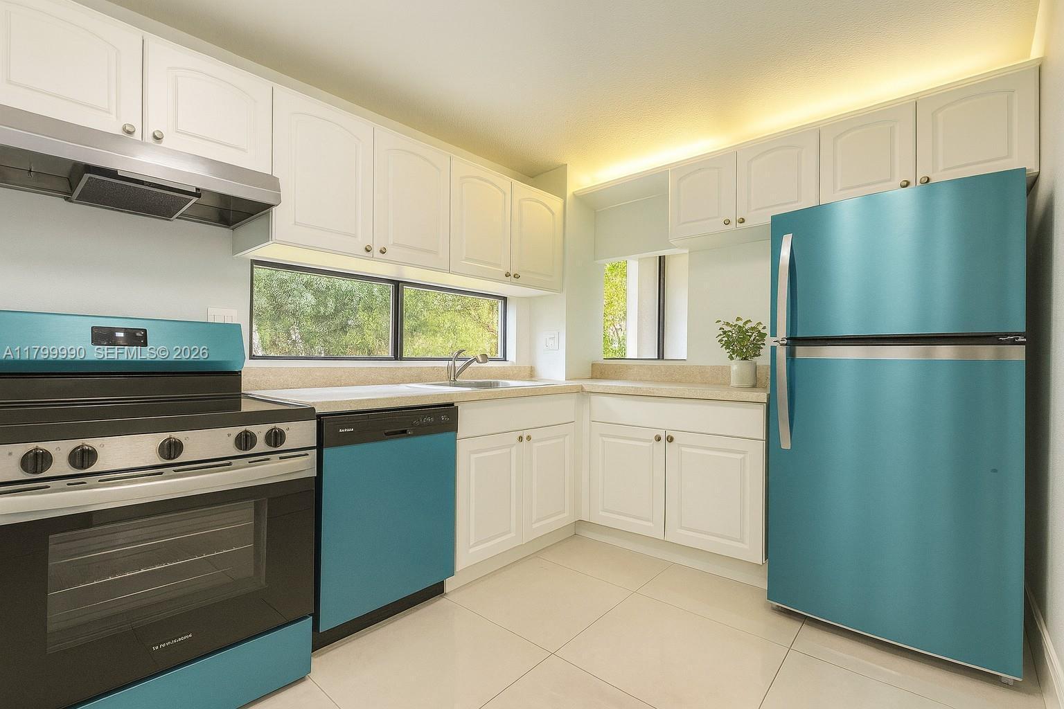 Sunny Isles Beach photo 3